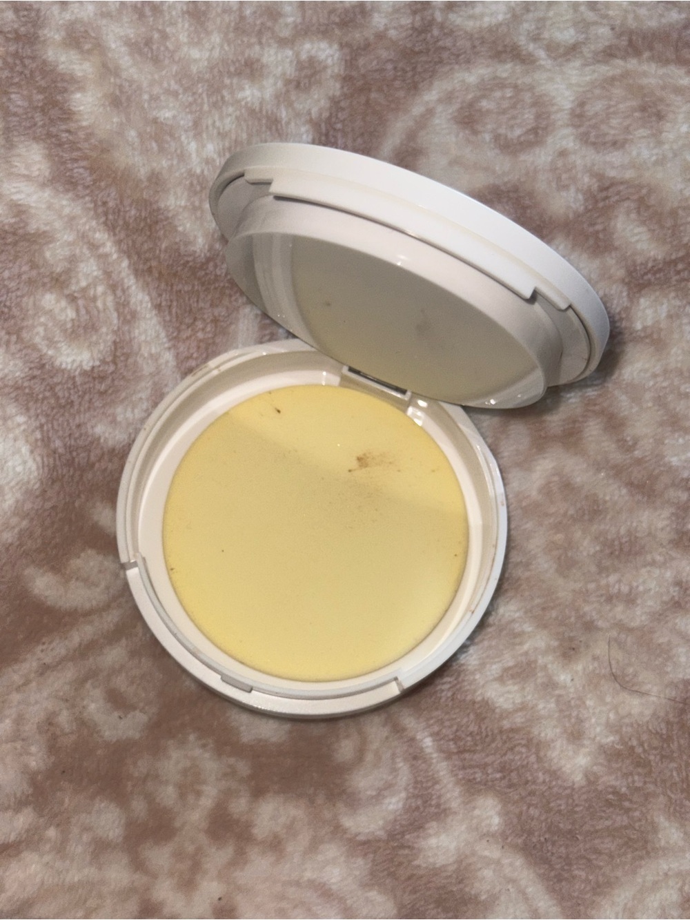 E.l.f. Pressed Powder - Picture 3 of 3